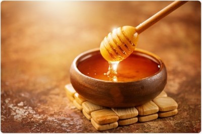 Ce se întâmplă în organismul tău dacă vei consuma o linguriță de miere pe stomacul gol