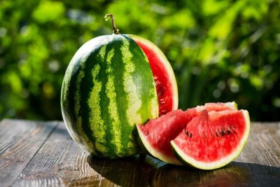 Cum să combați canicula! Alimente pe care trebuie să le consumi când temperaturile sar de 30 de grade Celsius