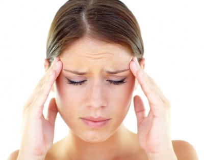 Cum să tratezi durerile de cap fără să iei pastile! Trucuri simple, la îndemâna oricui, pe care trebuie să le încerci