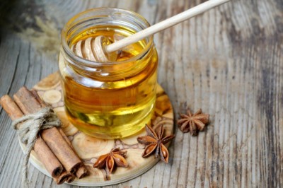 De ce ar trebui să consumi scorțișoară și miere - principalele beneficii asupra organismului