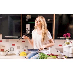 Laura Cosoi te învață cum să gătești tocăniță de năut, un preparat sănătos și delicios 